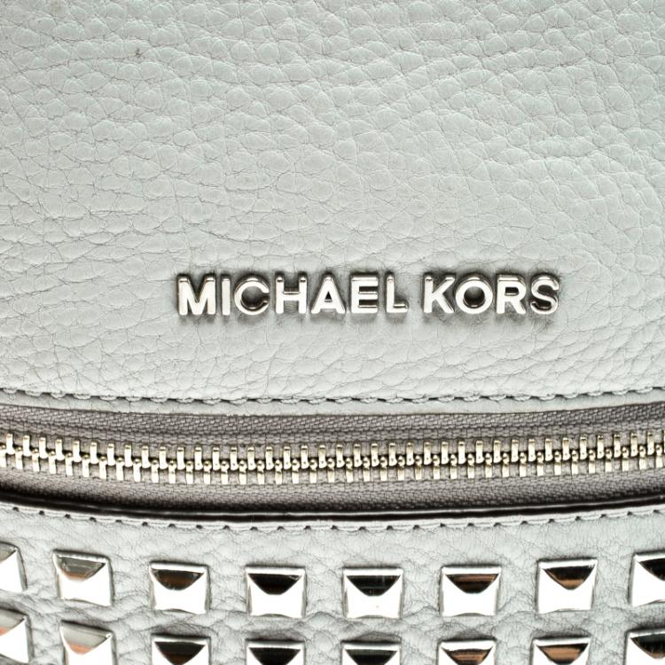 مملوكة مسبقًا Michael Kors Grey Leather Small Studded Rhea Backpack