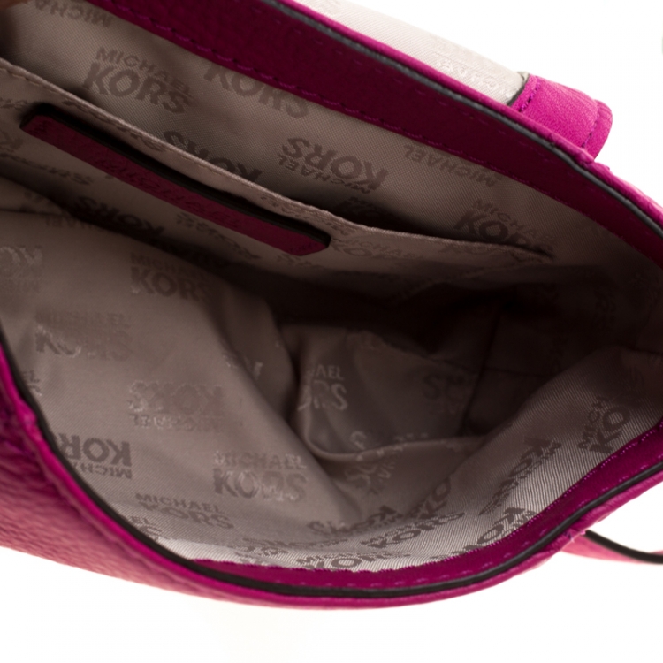 Pre Owned Michael Kors Fuschia Leather Jestset Flap Crossbody Bag