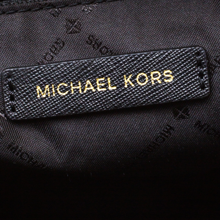 Pre Owned MICHAEL Michael Kors Black/Red Rose Printed Signature Leather Medium Selma Crossbody Bag 