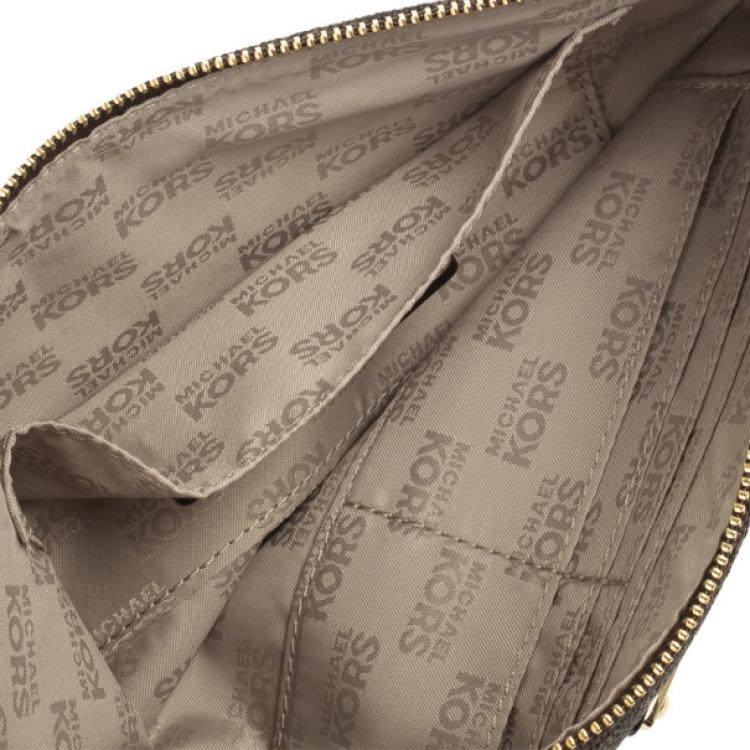 Pre Owned MICHAEL Michael Kors Brown Monogram Clutch Bag