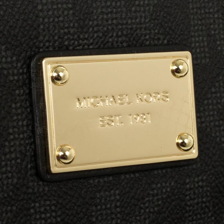 مملوكة مسبقًا MICHAEL Michael Kors Monogram Clutch Bag