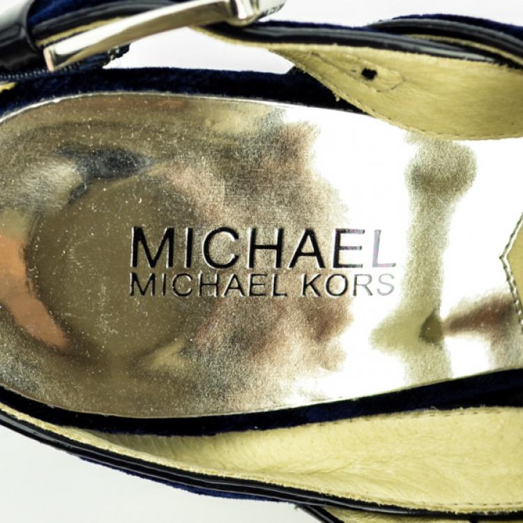 Pre Owned MICHAEL Michael Kors Blue Velvet Faye Platform Sandals Size 38.5