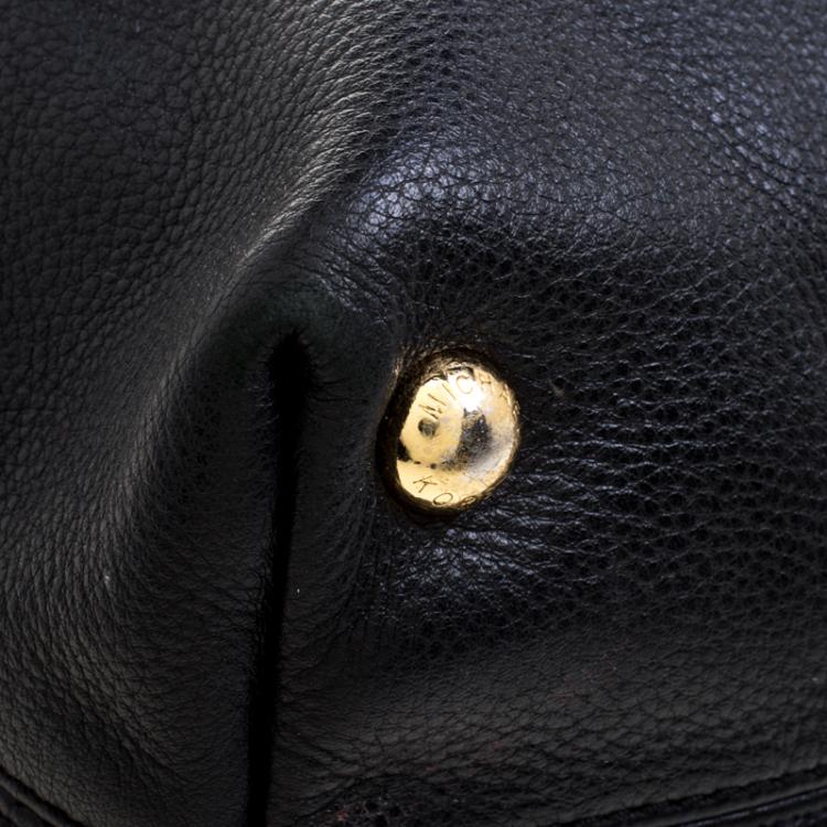 Pre Owned Michael Michael Kors Black Leather Shopper Tote