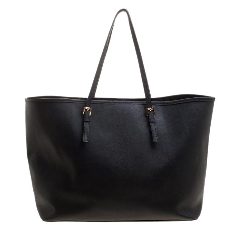 مملوكة مسبقًا Michael Michael Kors Black Saffiano Leather Jetset Travel Tote