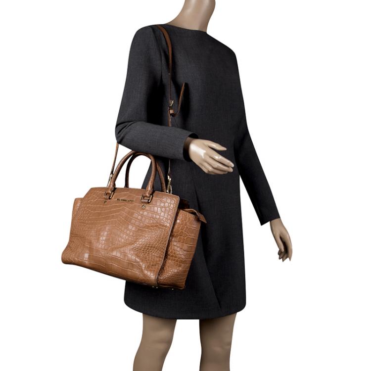 Pre Owned Michael Michael Kors Brown Croc Embossed Leather Medium Selma Tote