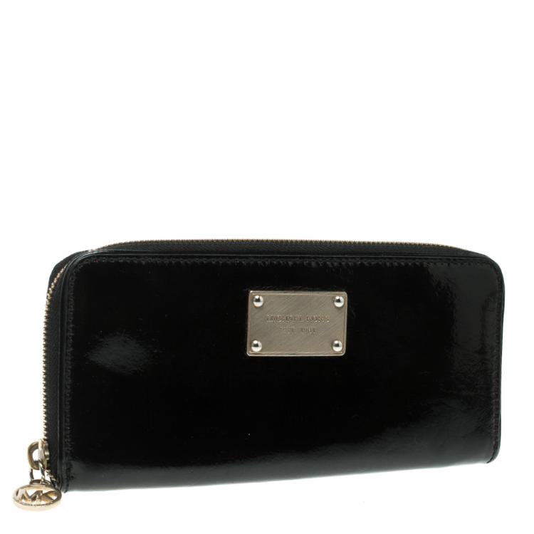 Pre Owned Michael Michael Kors Black Patent Leather Jet Set Continental Wallet