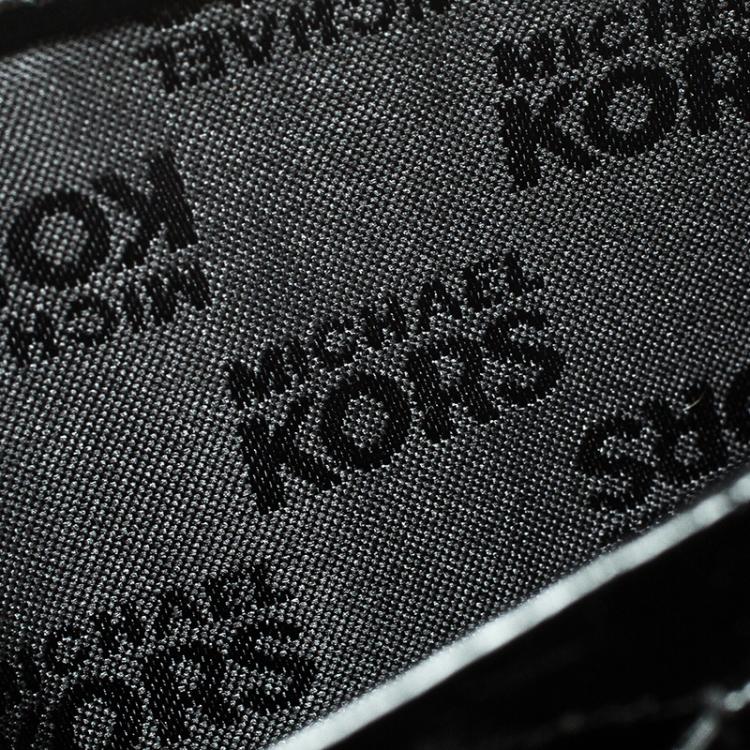 Pre Owned Michael Michael Kors Black Patent Leather Jet Set Continental Wallet