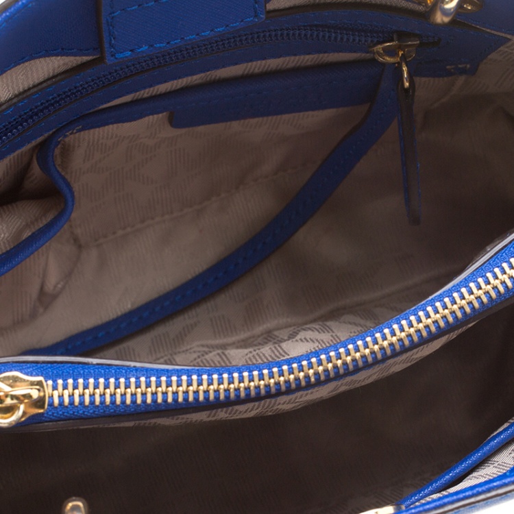 Pre Owned Michael Michael Kors Blue Leather Cynthia Crossbody Bag