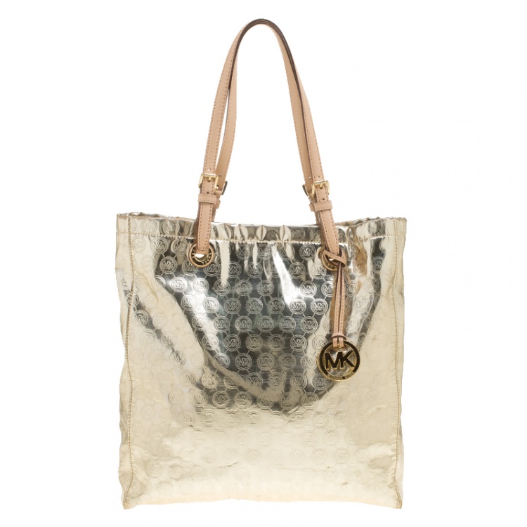 Pre Owned Michael Michael Kors Pale Gold Monogram Patent Leather Jet Set North South Tote