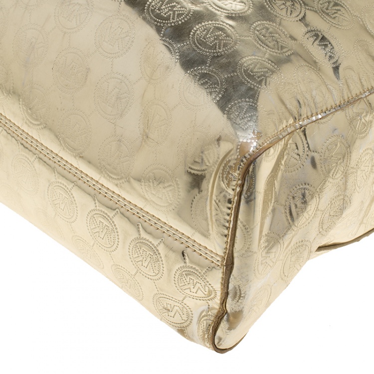 Pre Owned Michael Michael Kors Pale Gold Monogram Patent Leather Jet Set North South Tote