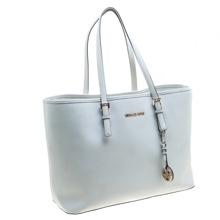 مملوكة مسبقًا Michael Kors White Saffiano Leather Jet Set Travel Tote