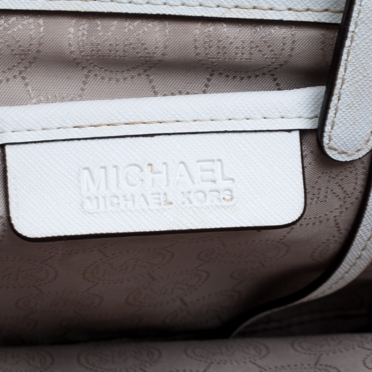 مملوكة مسبقًا Michael Kors White Saffiano Leather Jet Set Travel Tote