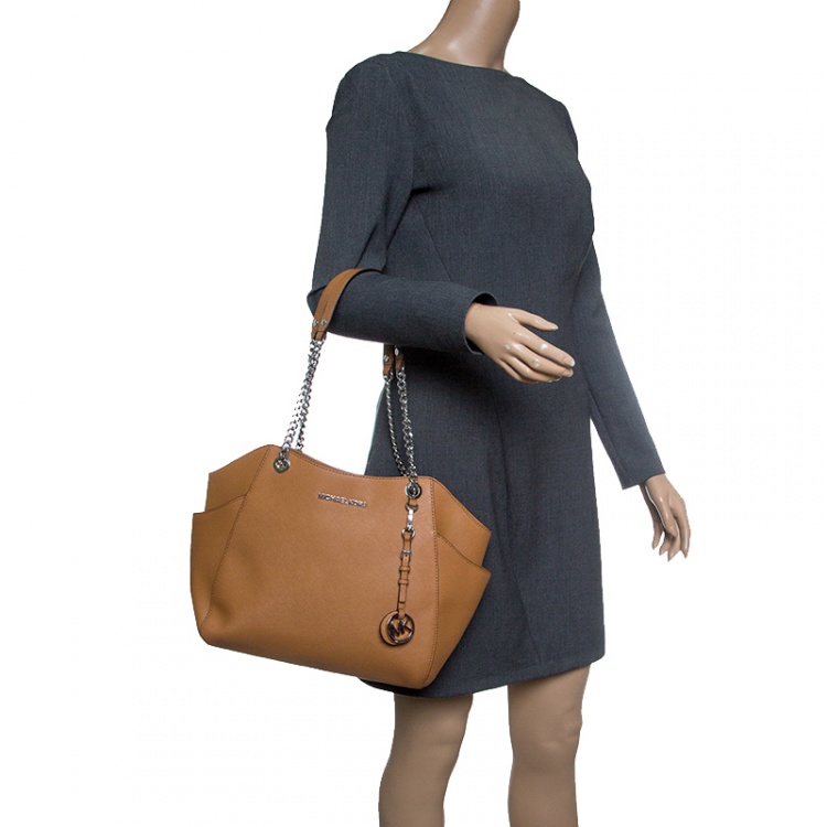 Pre Owned Michael Michael Kors Brown Saffiano Leather Jet Set Travel Shoulder Bag