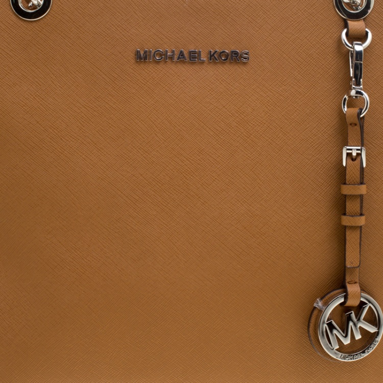 Pre Owned Michael Michael Kors Brown Saffiano Leather Jet Set Travel Shoulder Bag