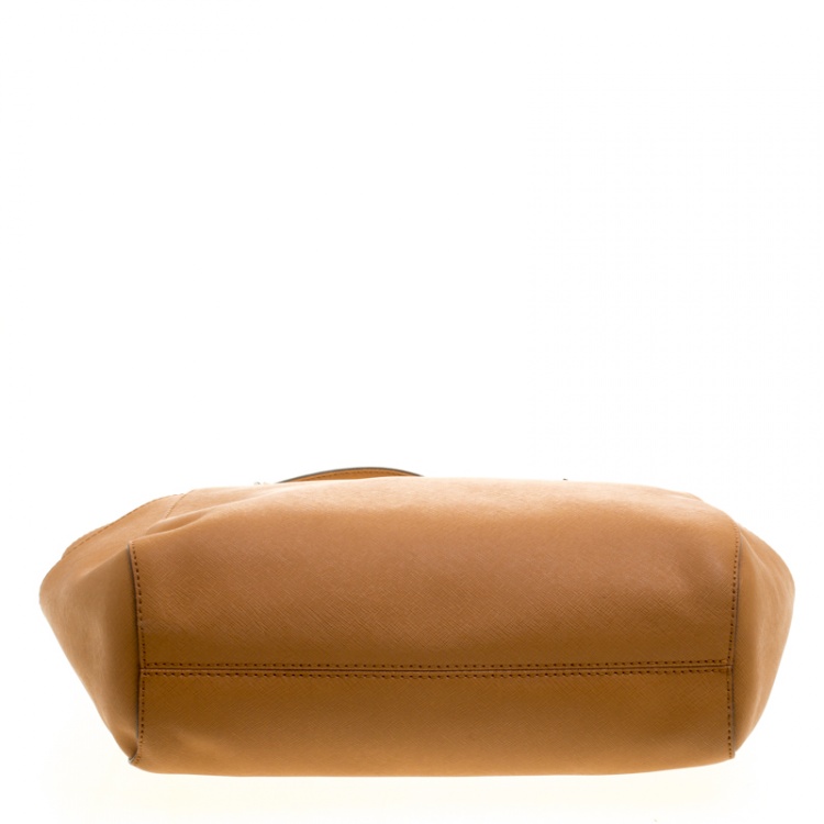 Pre Owned Michael Michael Kors Brown Saffiano Leather Jet Set Travel Shoulder Bag