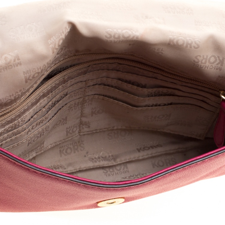 Pre Owned Michael Michael Kors Pink Leather Chain Clutch