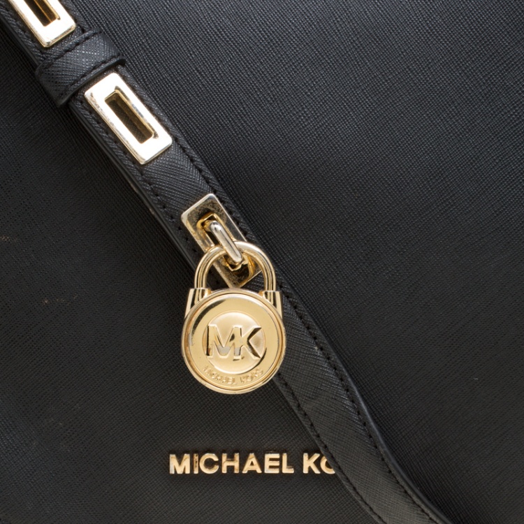 Pre Owned Michael  Michael Kors Black Leather Bedford Crossbody Bag
