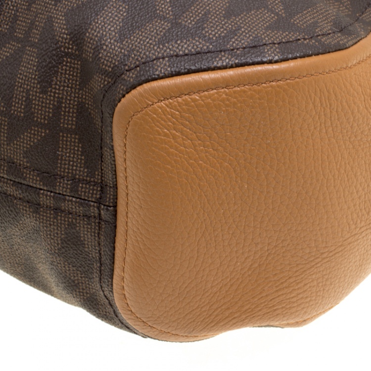 Pre Owned Michael Kors Brown Signature Coated Canvas and Leather Fulton Hobo