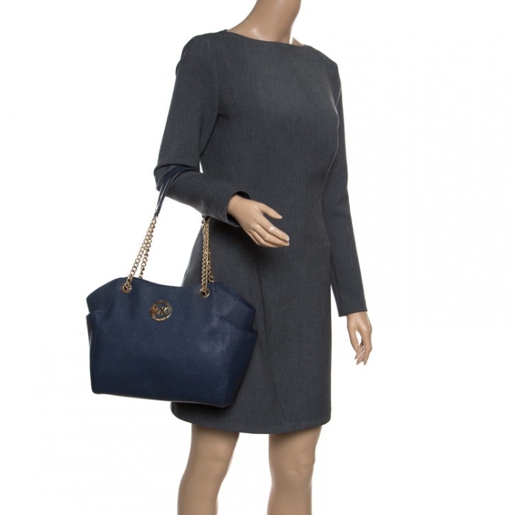 Pre Owned Michael Michael Kors Blue Saffiano Leather Jet Set Travel Shoulder Bag