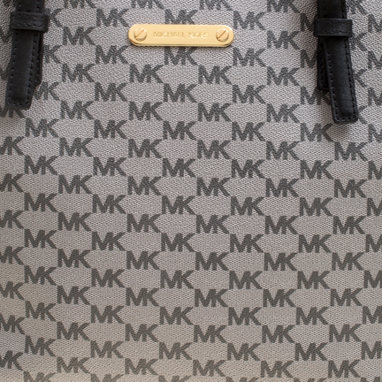 Pre Owned Michael Michael Kors Grey Signature Coated Canvas Medium Jet Set Travel Tote