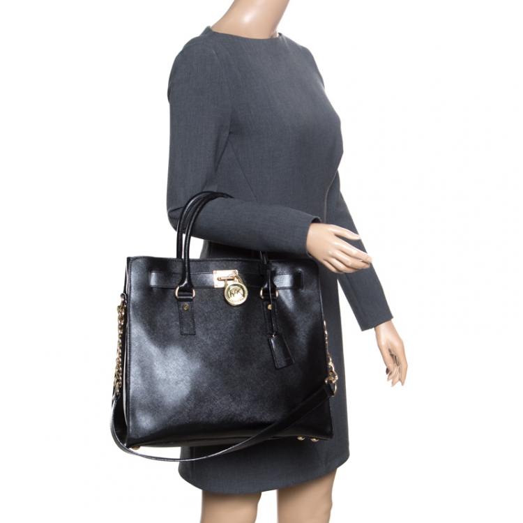 Pre Owned Michael Michael Kors Black Leather East West Hamilton Top Hanlde Bag