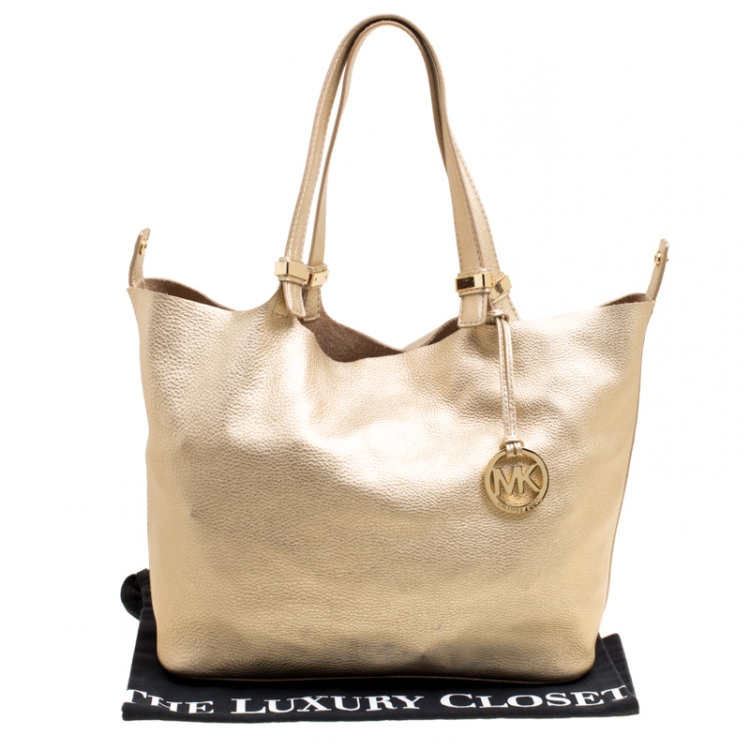 Pre Owned Michael Michael Kors Gold Leather Shopper Tote