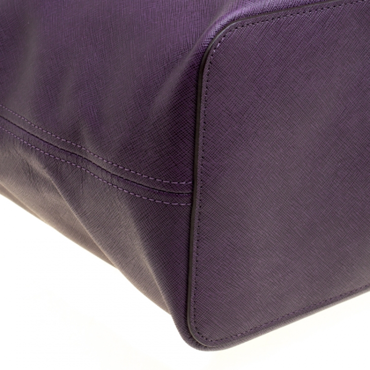 Pre Owned Michael Michael Kors Purple Leather Shopper Tote