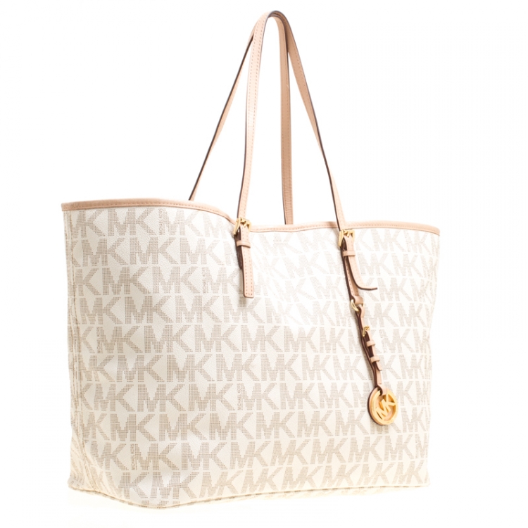 Pre Owned Michael Kors Off White Signature Coated Canvas Jetset Tote