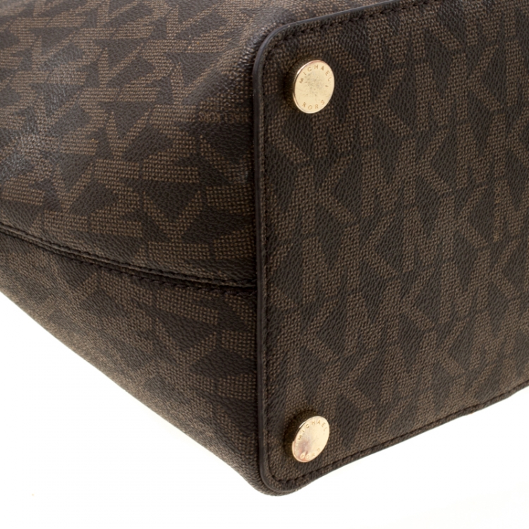 Pre Owned Michael Michael Kors Brown Signature Coated Canvas Shopper Tote