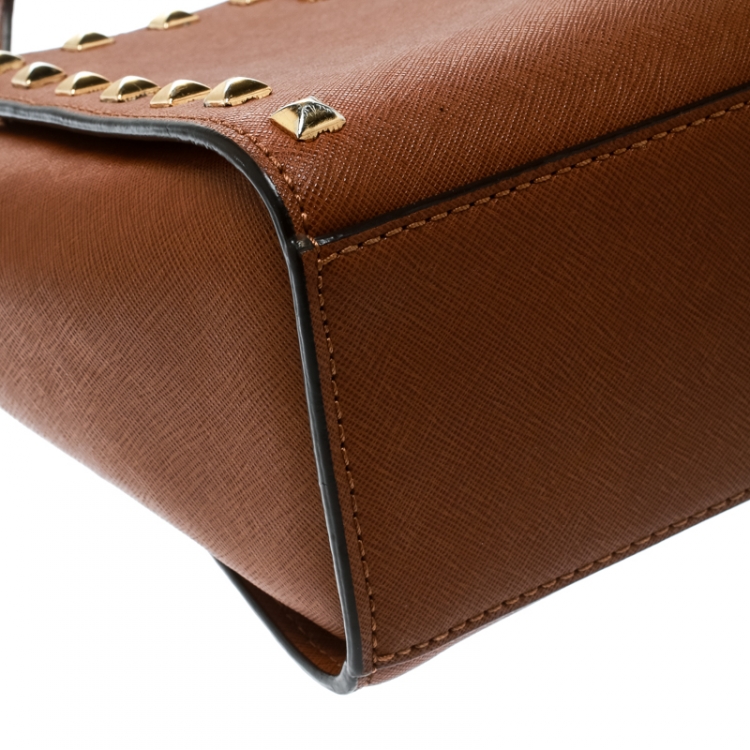 Pre Owned Michael Michael Kors Brown Leather Medium Studded Selma Crossbody Bag 