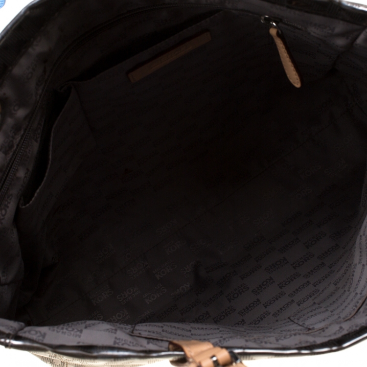مملوكة مسبقًا Michael Michael Kors Silver Signature Patent Leather Jet Set North South Tote