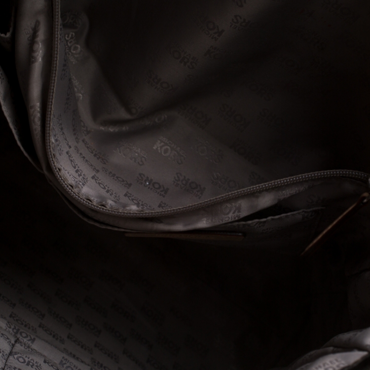 مملوكة مسبقًا MICHAEL Michael Kors Nikel Metallic Mirror PVC Leather North South Tote