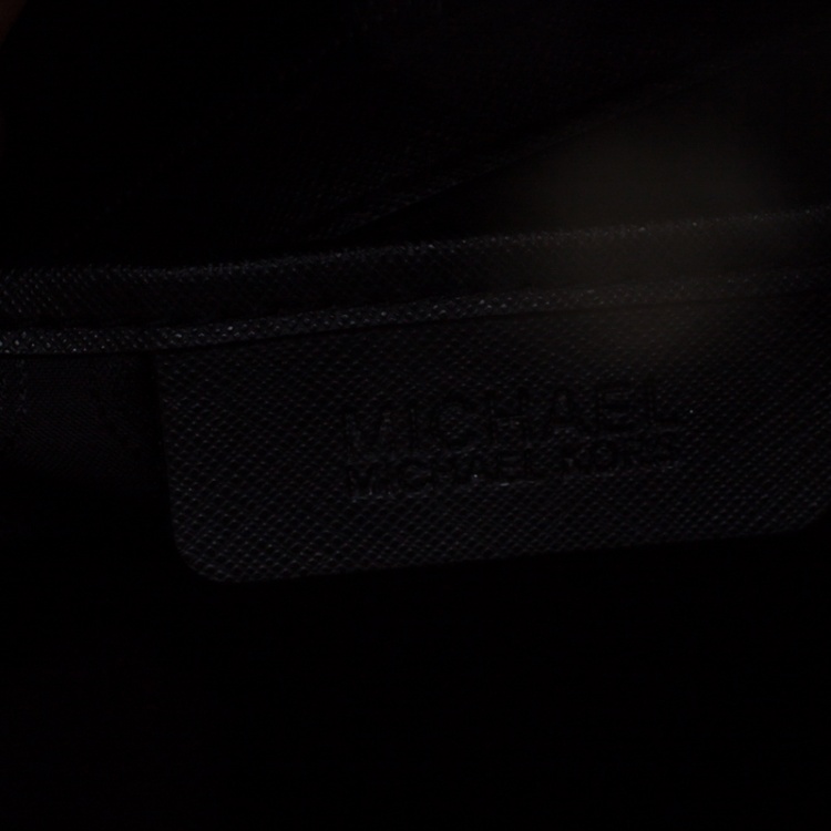 Pre Owned MICAHAEL Michael Kors Black Saffiano Leather Medium Selma Tote