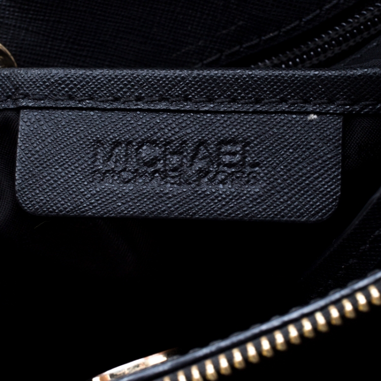 Pre Owned Michael Kors Black Leather Savannah Satchel