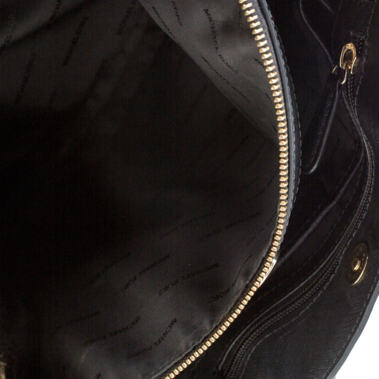 Pre Owned Michael Kors Black Leather Savannah Satchel
