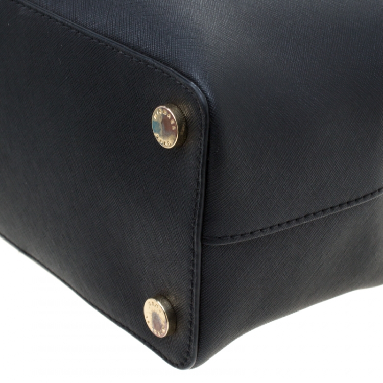 Pre Owned Michael Kors Black Leather Savannah Satchel