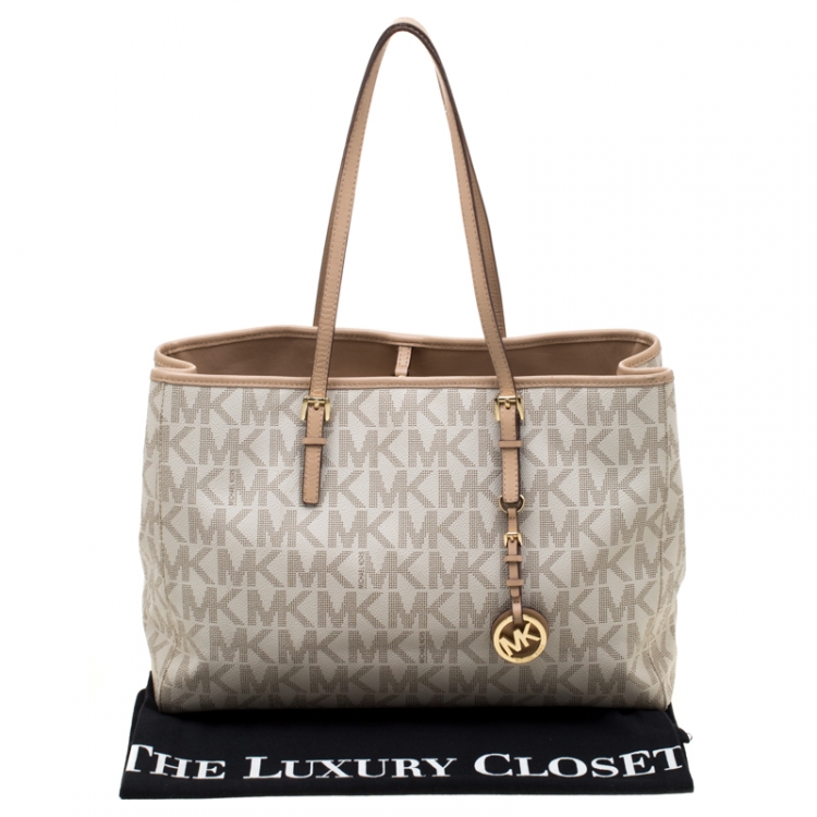 مملوكة مسبقًا MICHAEL Michael Kors Beige Signature Coated Canvas and Leather Jet Set Shopper Tote