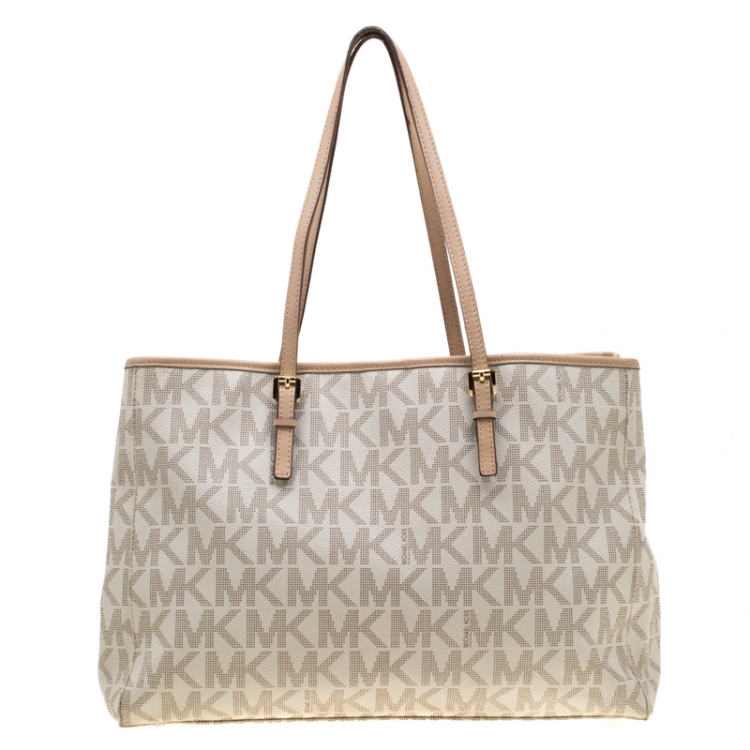 مملوكة مسبقًا MICHAEL Michael Kors Beige Signature Coated Canvas and Leather Jet Set Shopper Tote
