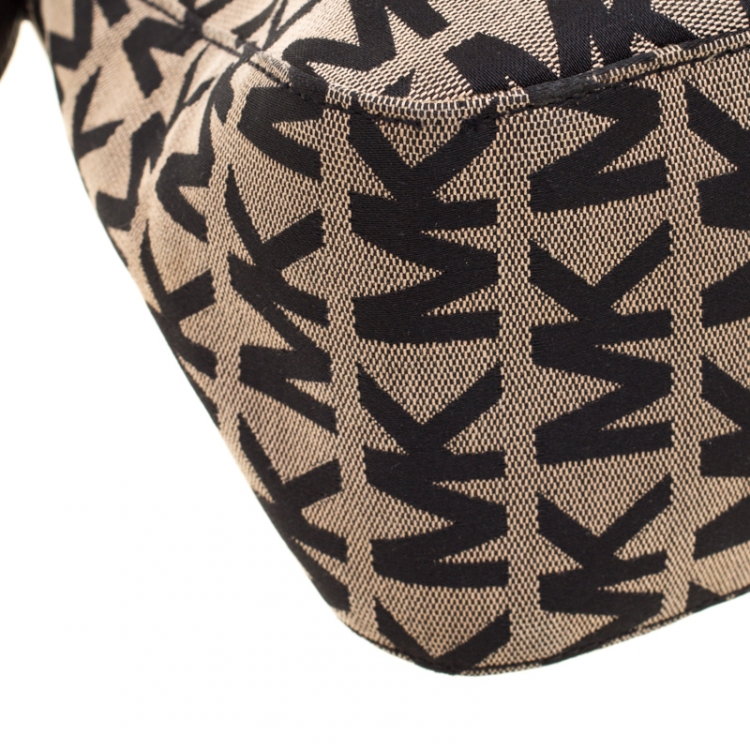 Pre Owned MICHAEL Michael Kors Beige/Black Signature Canvas Small Top Zip Shoulder Bag