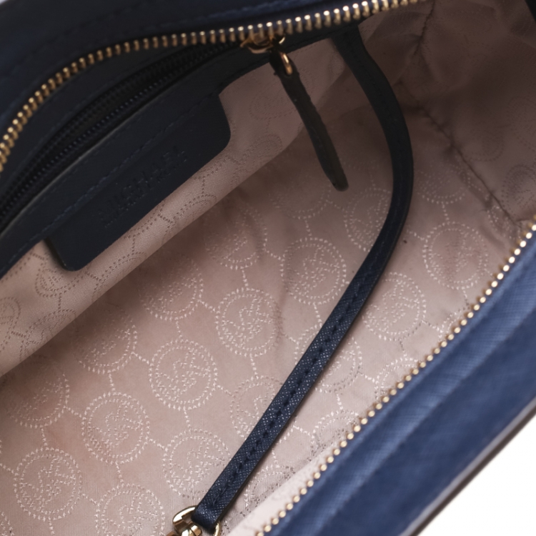 مملوكة مسبقًا MICHAEL Michael Kors Navy Blue Leather Medium Selma Crossbody Bag