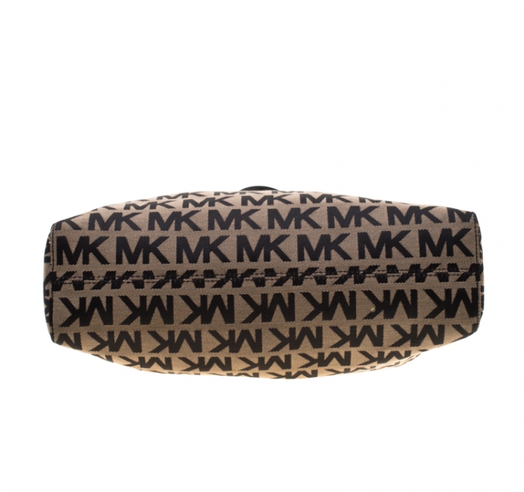 Pre Owned MICHAEL Michael Kors Black/Beige Signature Canvas North South Tote