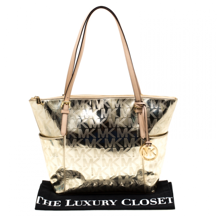 Pre Owned Michael Michael Kors Gold Signature Patent Leather Jet Set Top Zip Tote