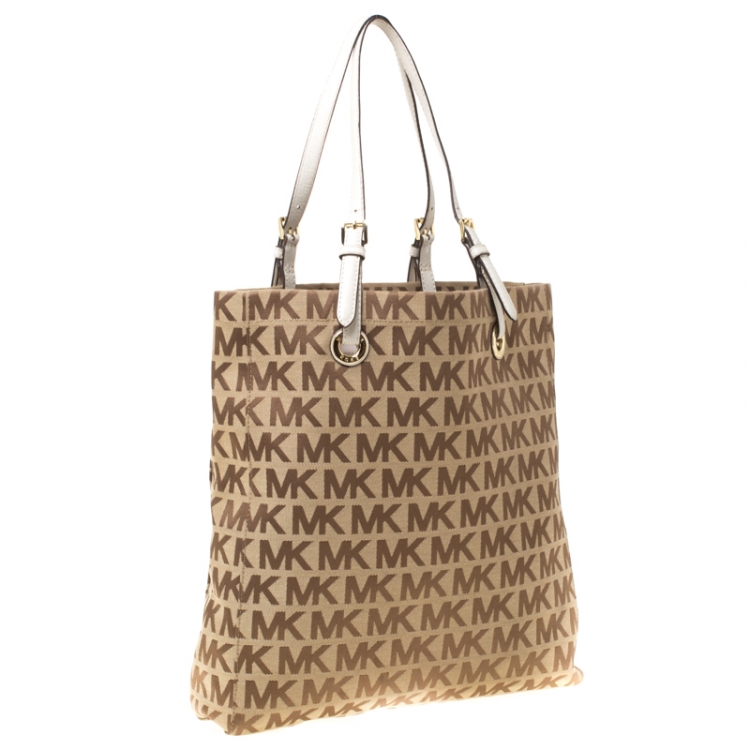 Pre Owned MICHAEL Michael Kors Beige/Brown Signature Canvas Large Jet Set Tote