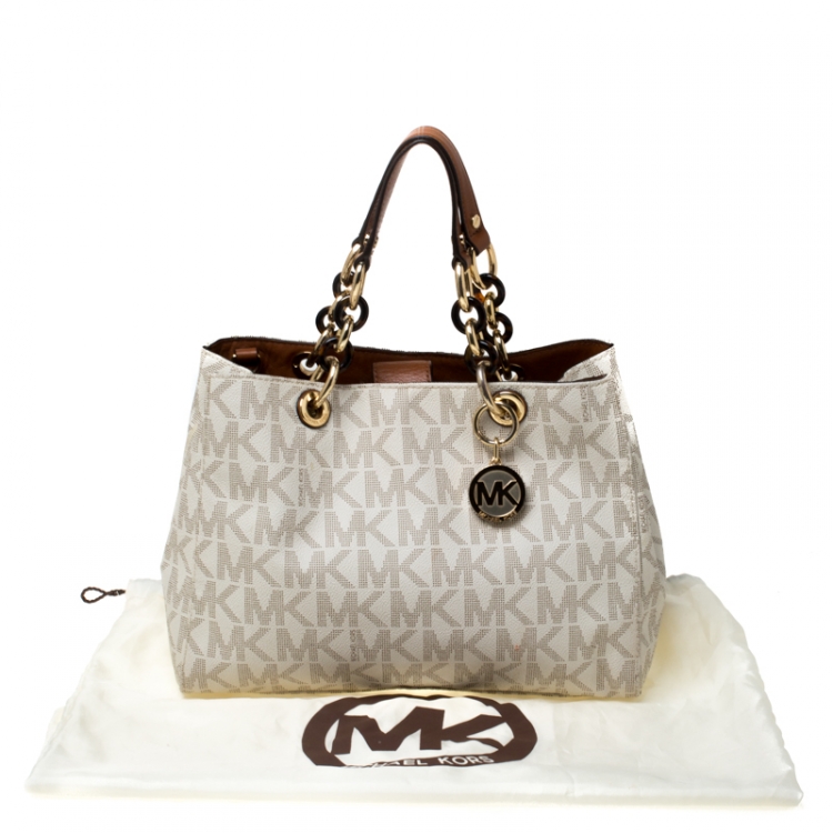 Pre Owned MICHAEL Michael Kors Off White/Brown Signature Coated Canvas Cynthia Tote