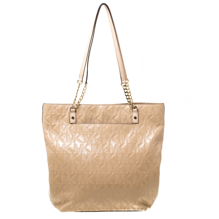 مملوكة مسبقًا MICHAEL Michael Kors Signature Beige Patent Leather Jet Set Chain Tote