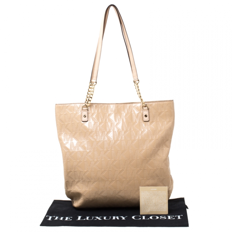 مملوكة مسبقًا MICHAEL Michael Kors Signature Beige Patent Leather Jet Set Chain Tote