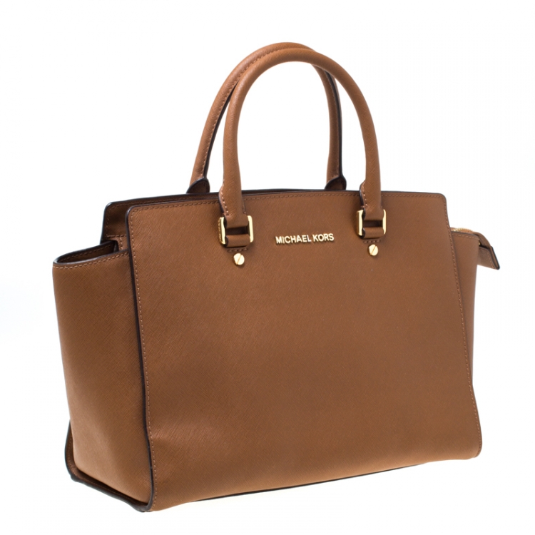 Pre Owned Michael Michael Kors Brown Saffiano Leather Medium Selma Tote