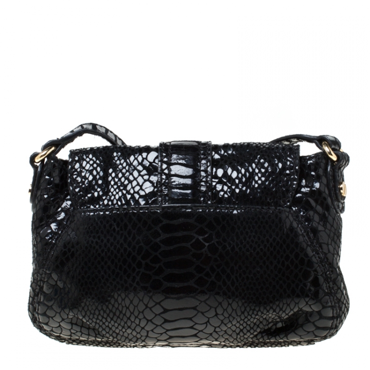 مملوكة مسبقًا Michael Kors Black Python Embossed Leather Charlton Crossbody Bag