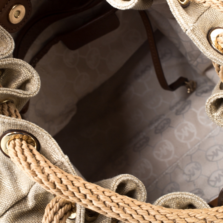 مملوكة مسبقًا MICHAEL Michael Kors Beige Metallic Canvas Ring Tote