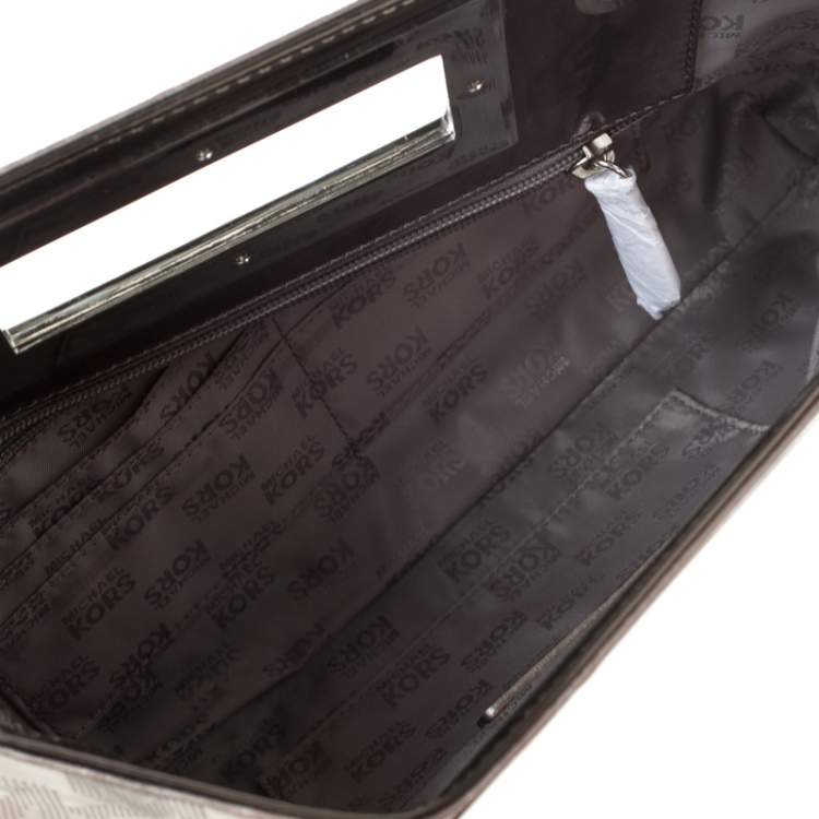 Pre Owned Michael Michael Kors Metallic Patent Leather Berkley Clutch
